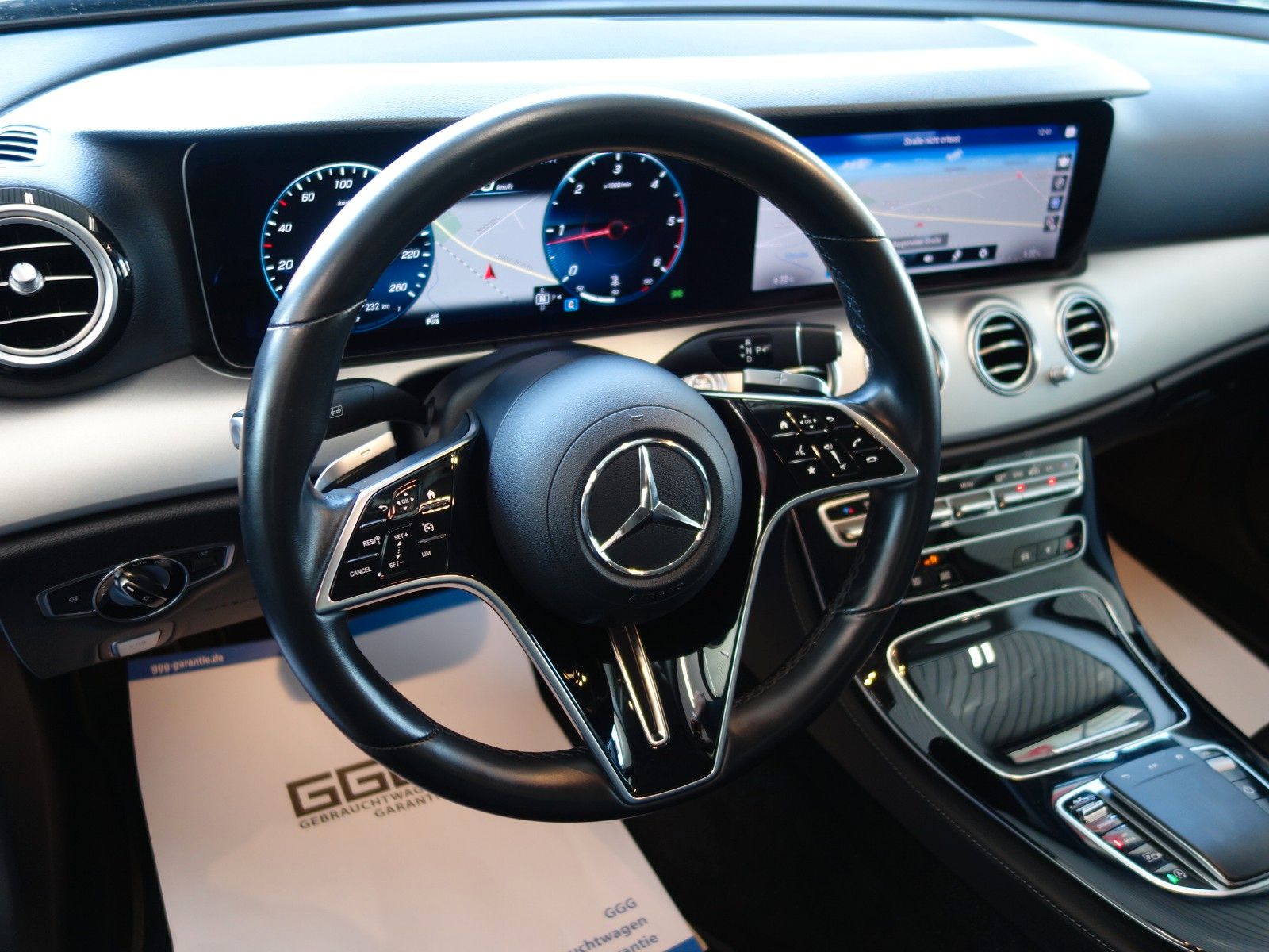 Mercedes-Benz E 220 D 9G-TRONIC/Limousine/AVANTGARDE/1-HAND foto 25