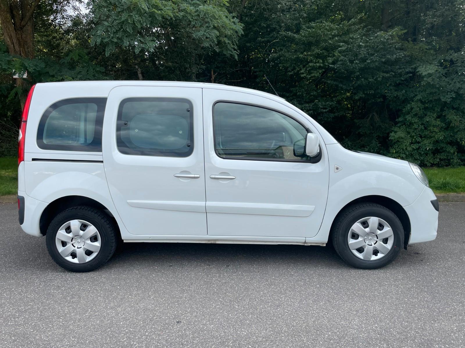 Renault Kangoo 2011 — engine 1.598 cm³, 106 HP (78kW)
