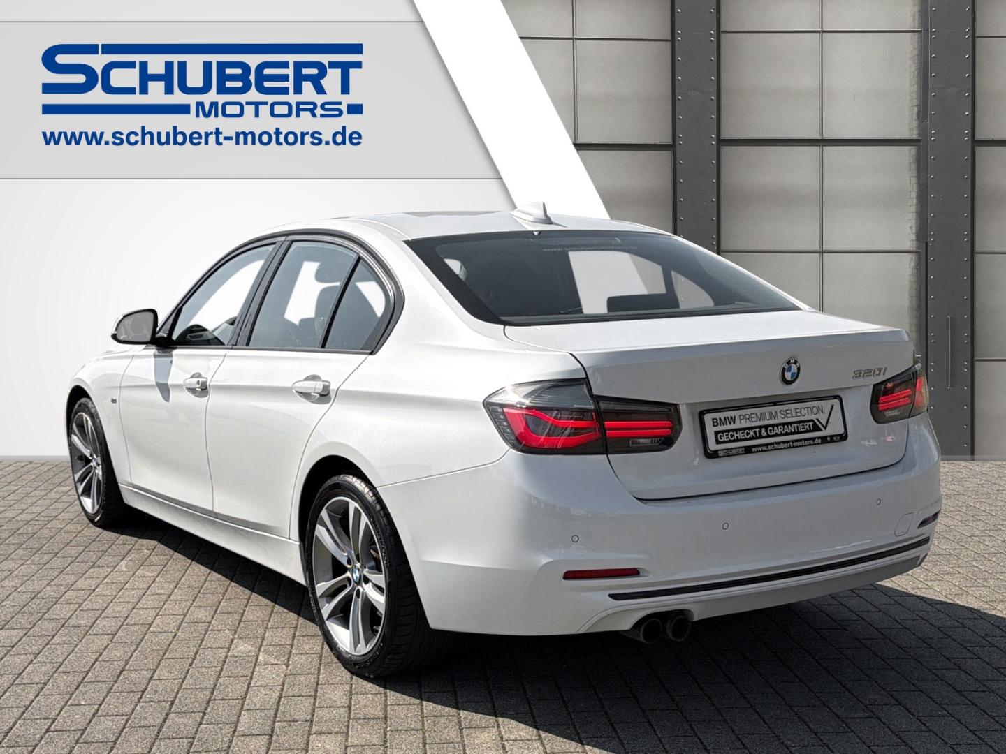 BMW 320 i Sport Line LED-Scheinwerfer Navi PDC Sitzh