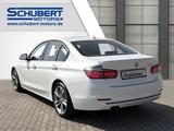 BMW 320 i Sport Line / LED-Scheinwerfer / Navi / PDC - BMW 320 mit Benzin-Antrieb: Limousine