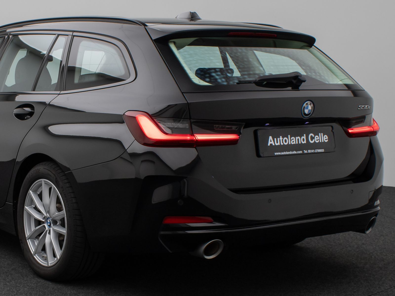 Fahrzeugabbildung BMW 330e DAB CockPit+ PDC Geschwindigkeitsreg Sport