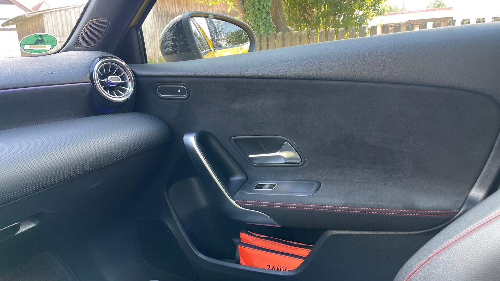 Mercedes-Benz A 250 DCT -