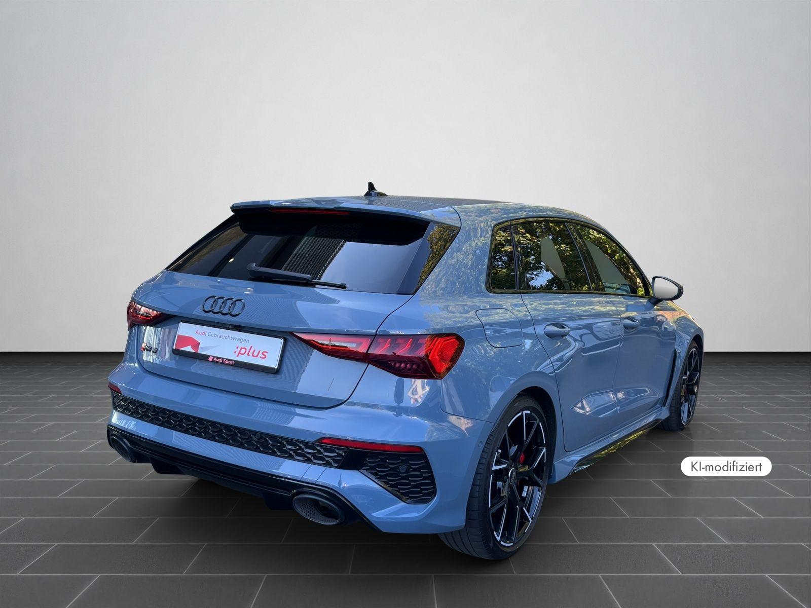 Audi RS3 Sportback MATRIX RS-ABGAS OPTIK-SCHWARZ+ KAM