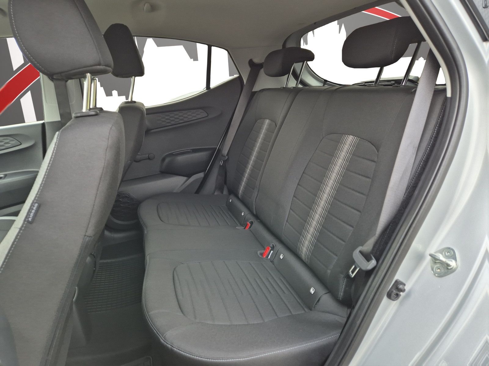 Fahrzeugabbildung Hyundai i10 1.0 EDITION 30/SHZ/NAVI/TEMP/LENKRADHZG/RFK