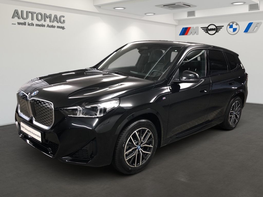 Image of BMW iX1