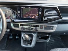 Fahrzeugabbildung Volkswagen T6.1 Multivan 150 PS STANDHZG ASSIST AHK ACC NAV