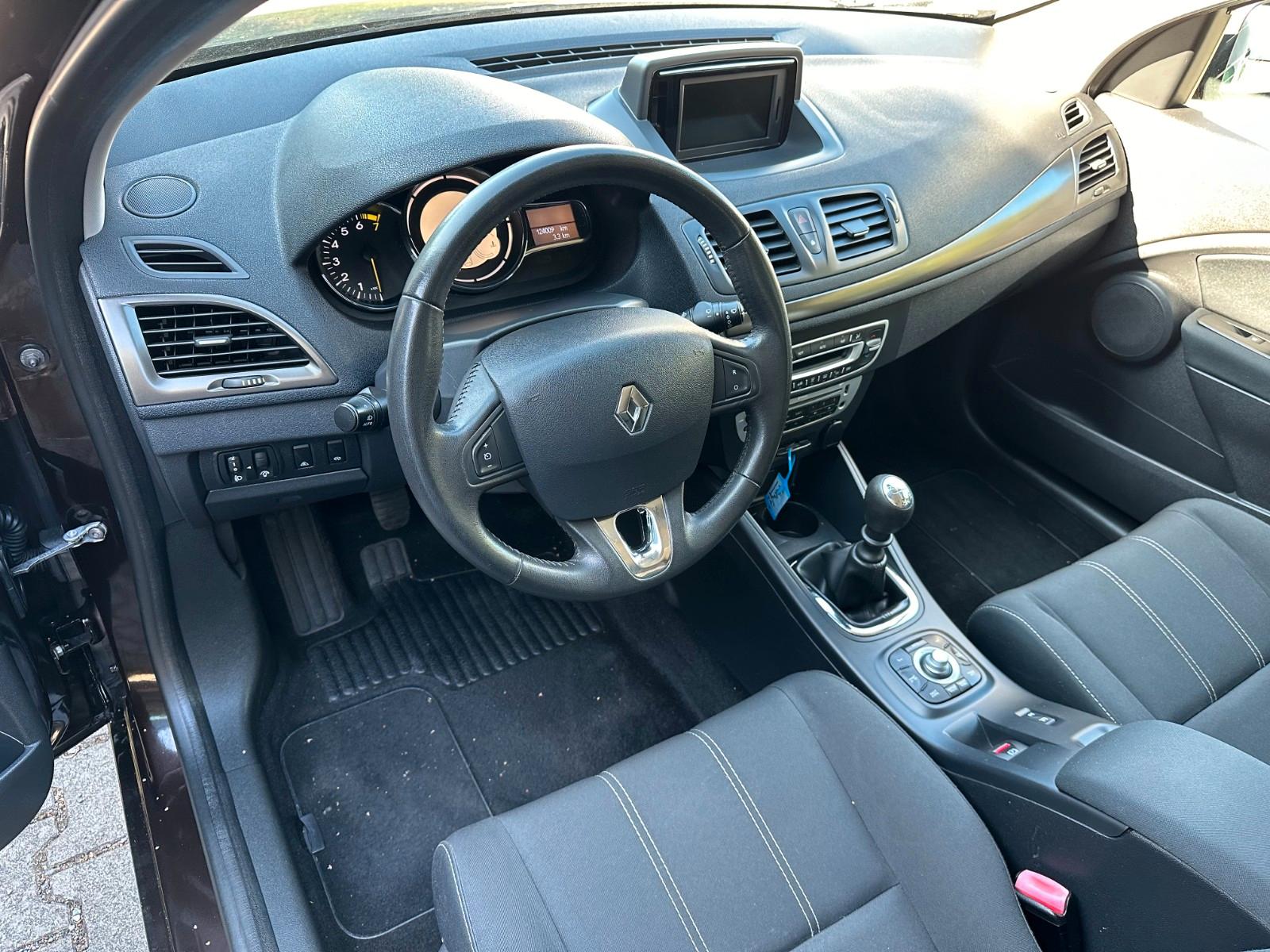 Renault Megane III Grandtour Paris