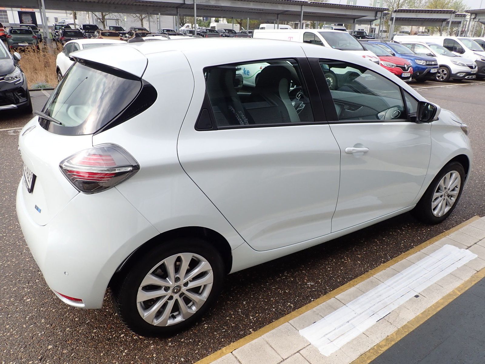 Fahrzeugabbildung Renault ZOE Z.E.50 R110 EXPERIENCE/INKL.BATTERIE/CCS/RFK