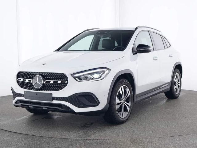 Mercedes-Benz GLA 180 Progressive AHK+Night+Kamera+Keyless+LED