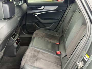 Audi A6 - 12