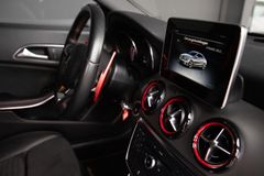 MERCEDES-BENZ CLA 45 AMG 4Matic*Bi-Xenon*Kamera*Navi*18"*