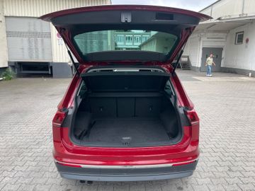 Volkswagen Tiguan - 5