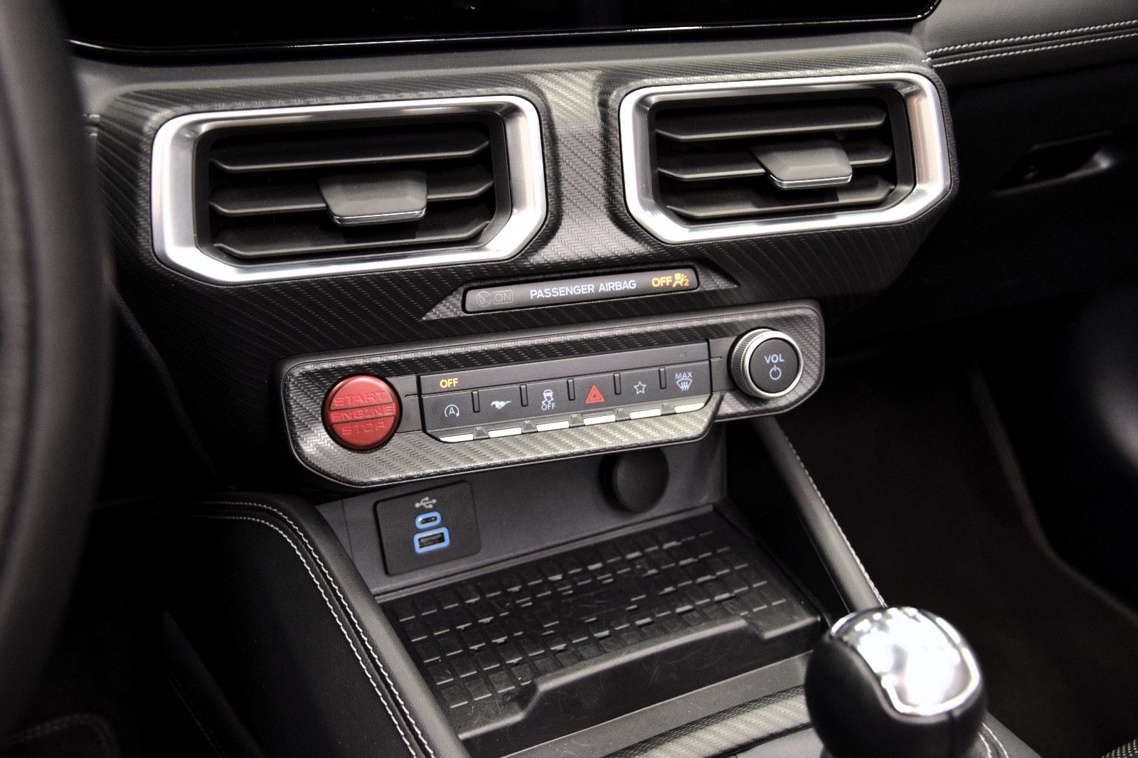 Fahrzeugabbildung Ford Mustang GT Convertible 5.0 Ti-VCT V8 328 DEUTSCH