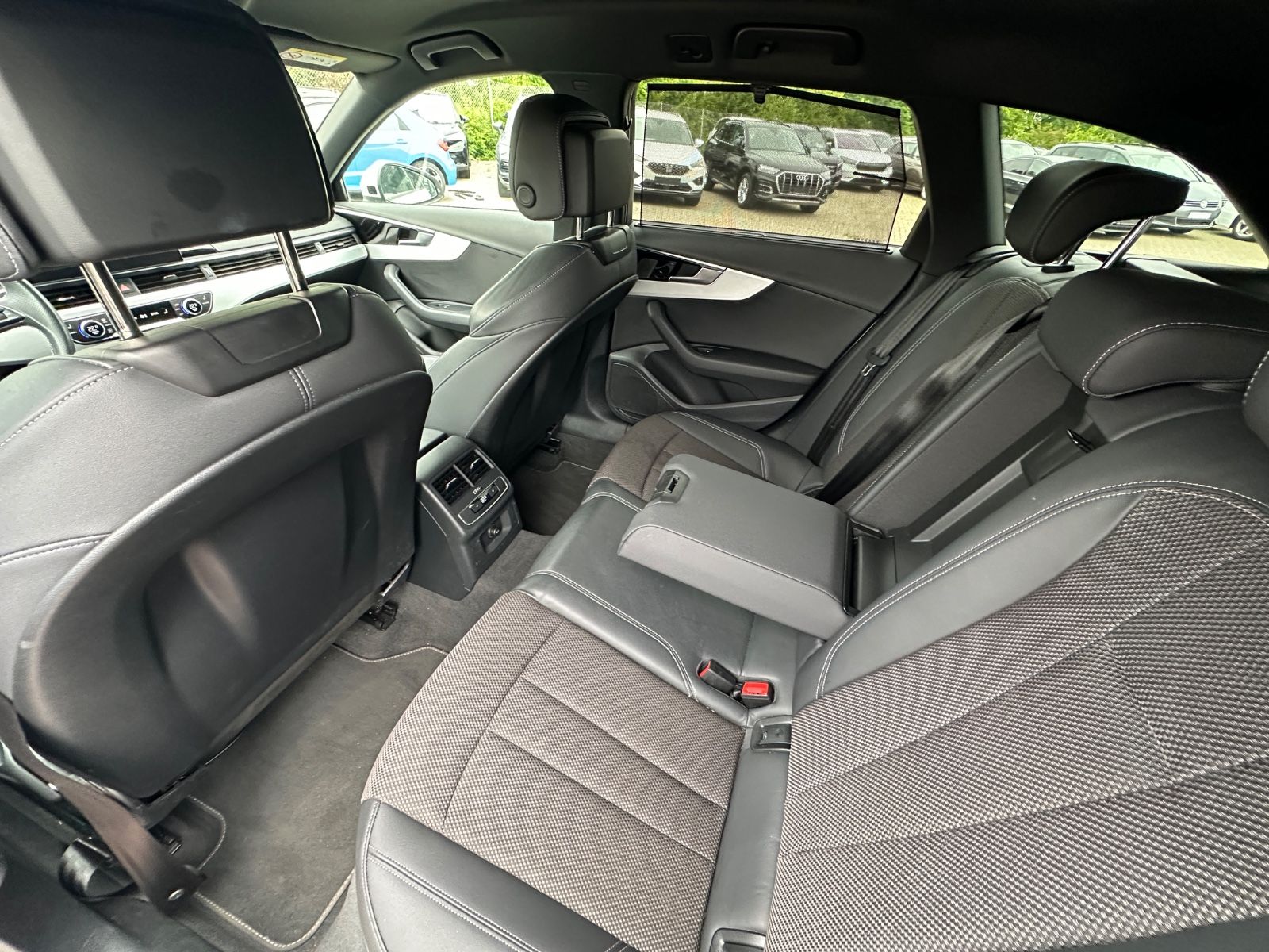 Audi A4 Avant 35 TDI S-LINE *R-CAM*AHK*HUD foto 22