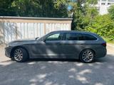 BMW 520d xDrive Touring Mild Hybrid I Leder I AHK  - BMW 520 mit Diesel-Antrieb: 520i