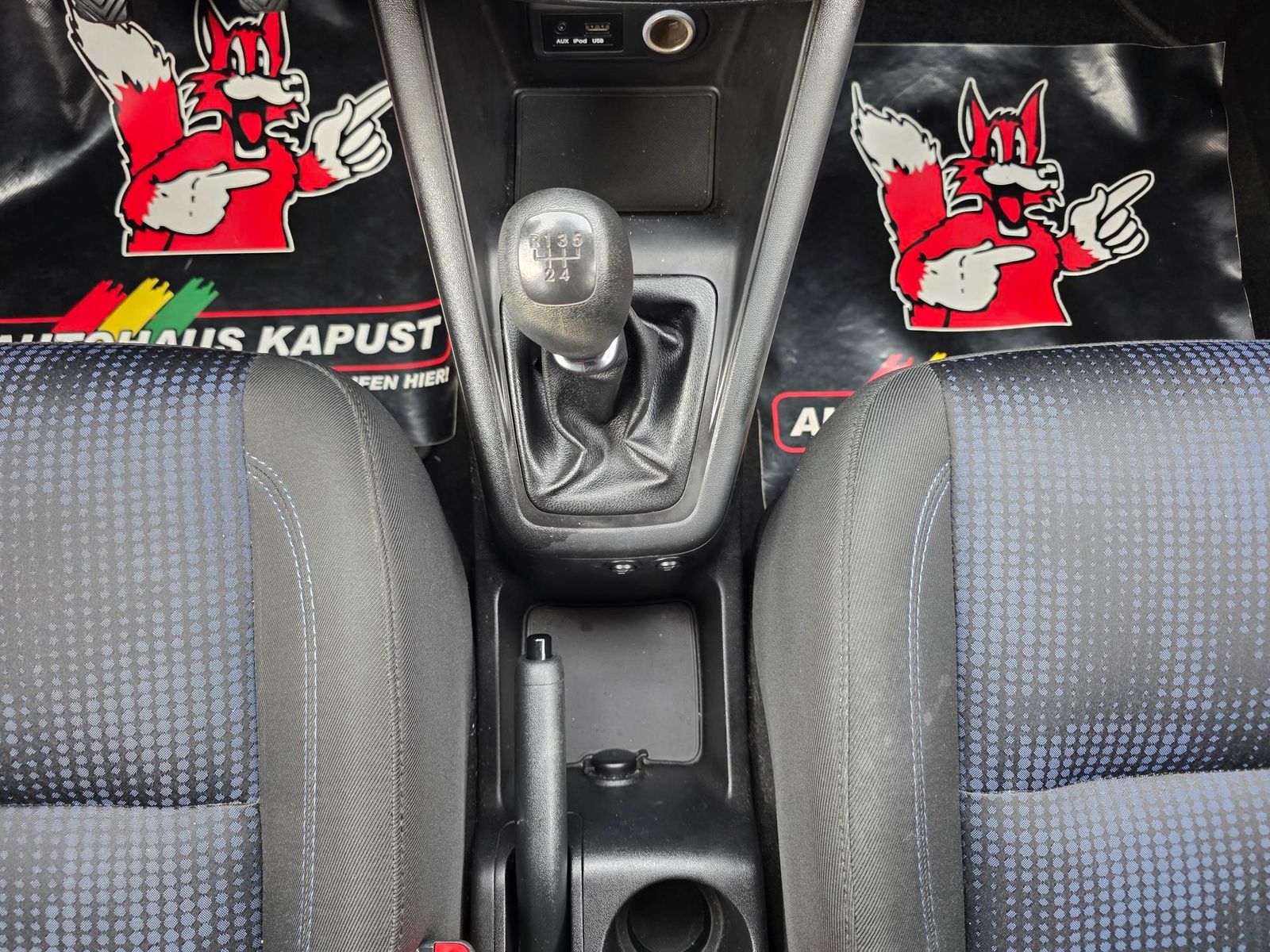 Fahrzeugabbildung Hyundai ix20 1.4/Klima/Ahk/guter Zustand