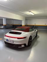 Porsche 992 Carrera Cabriolet 2 Jahre Approved* - Porsche 992 in Berlin