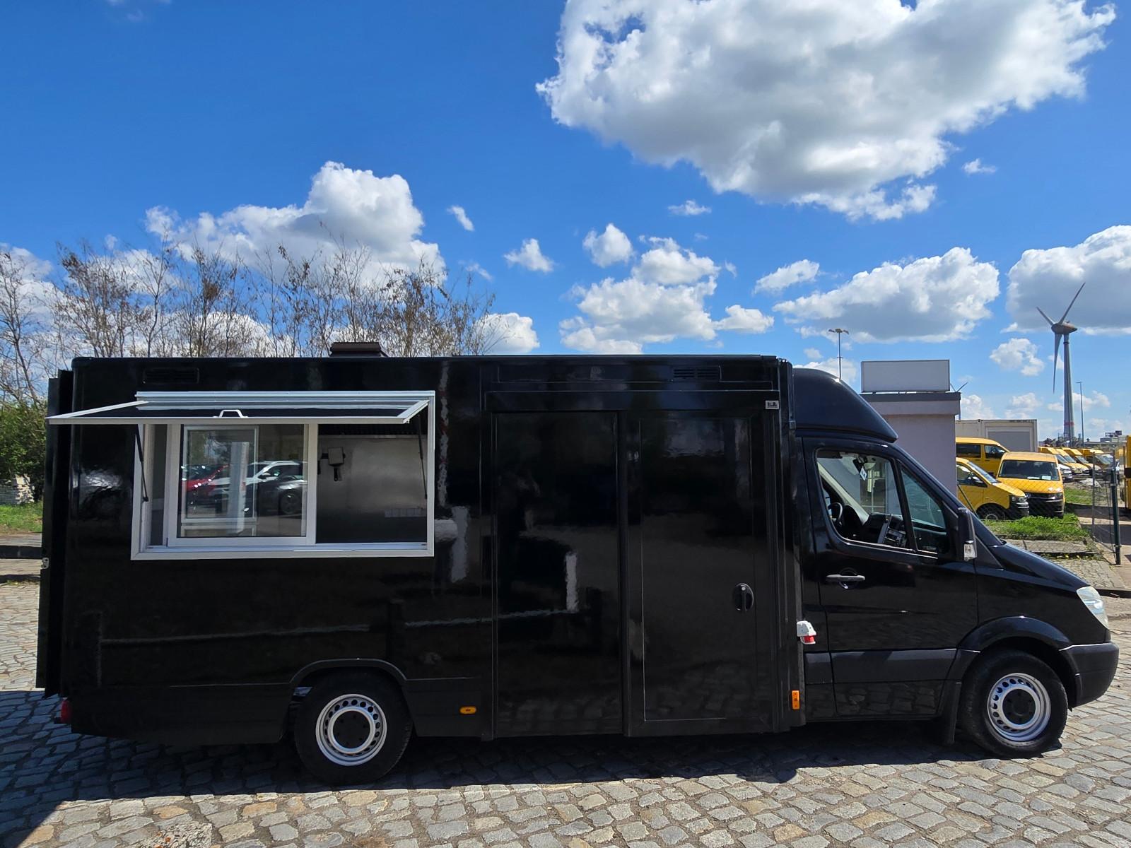 Mercedes-Benz Sprinter/ FOODTRUCK mit Küche und Strom