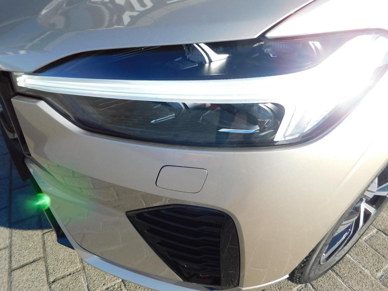 Fahrzeugabbildung Volvo XC60 B5 B AWD Plus Dark "Panoramadach, AHK"