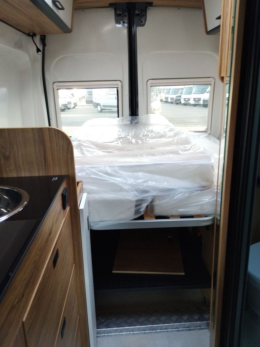 Fahrzeugabbildung Karmann Dexter 4x4 DE 560 AW Allrad 4x4, Rückfahrkamera