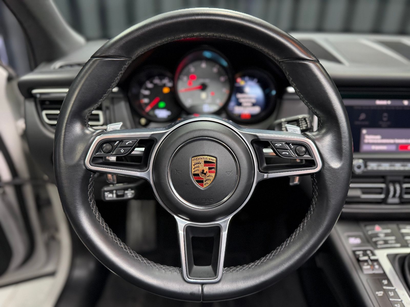 Fahrzeugabbildung Porsche Porsche Macan S |360°|AHK|Dt.-FAHRZEUG