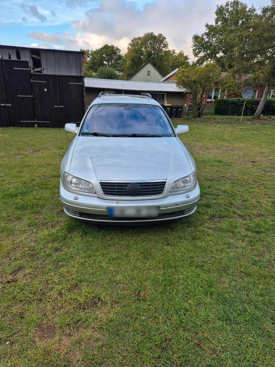 Opel Omega