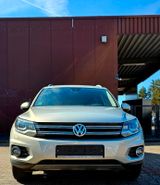 Volkswagen Tiguan Track & Style 4Motion/AHG/Unfallfrei/SHG - Volkswagen Tiguan: Track Style