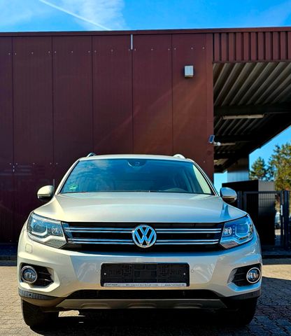 Volkswagen Tiguan Track & Style 4Motion/AMG/Unfallfrei/SHG