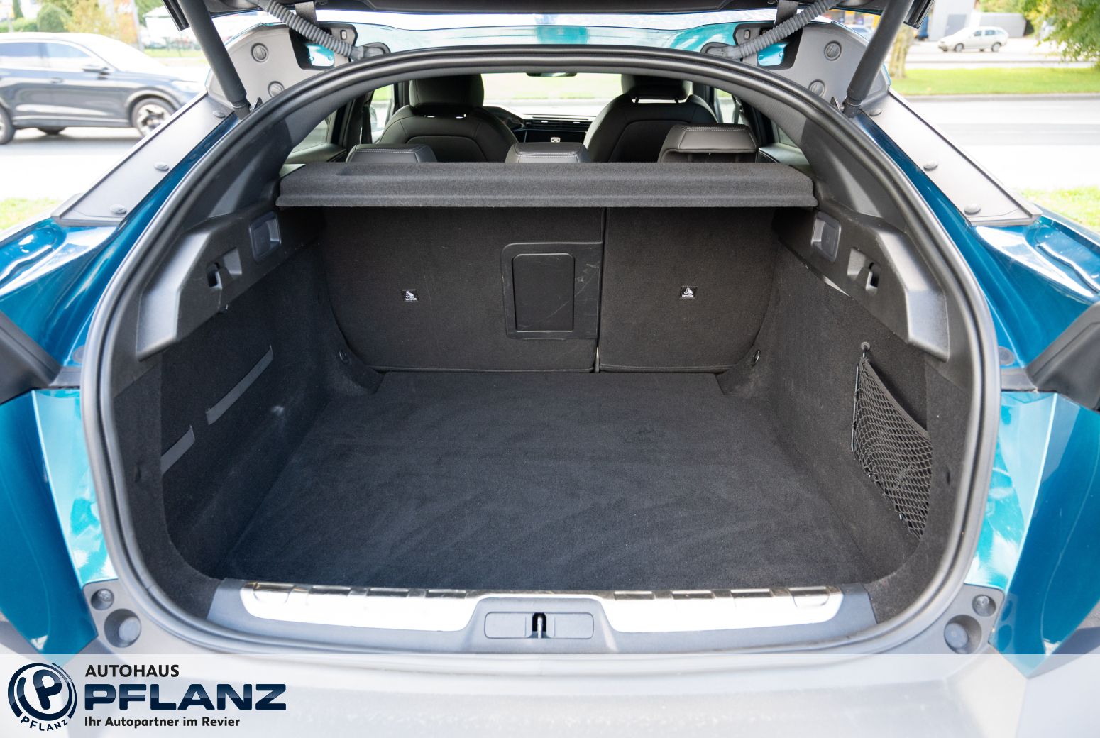 Peugeot 408 - Bild 17