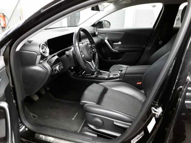Fahrzeugabbildung Mercedes-Benz A 180 Progressive MBUX+LED+Ambiente+Carplay