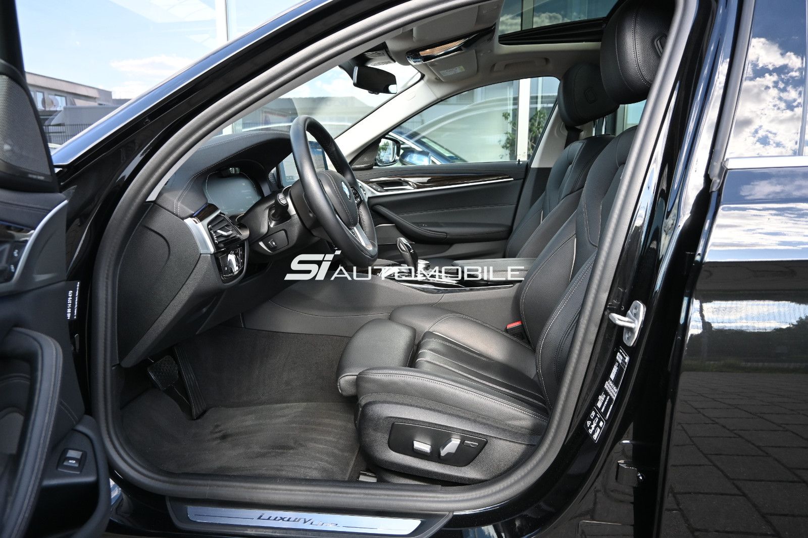 Fahrzeugabbildung BMW 530d xDr. Touring Luxury °UVP 95.800€°ADAP.DRIVE