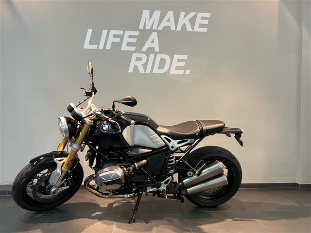 BMW R nineT