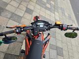 KTM 690 SMC-R - KTM 690 SMC R