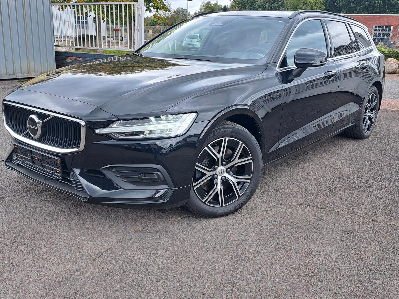 Volvo V60 Kombi Core/Automat/Navi/DAB/App/El Heckklapp