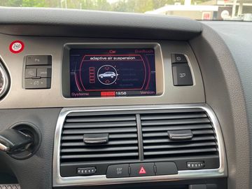 Fahrzeugabbildung Audi Q7 3.0 TDI quattro*Panorama*3500kgAHK*Bi-Xenon*