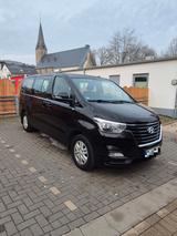 Hyundai H-1 Starex - Hyundai H-1 Starex mit Schiebetür