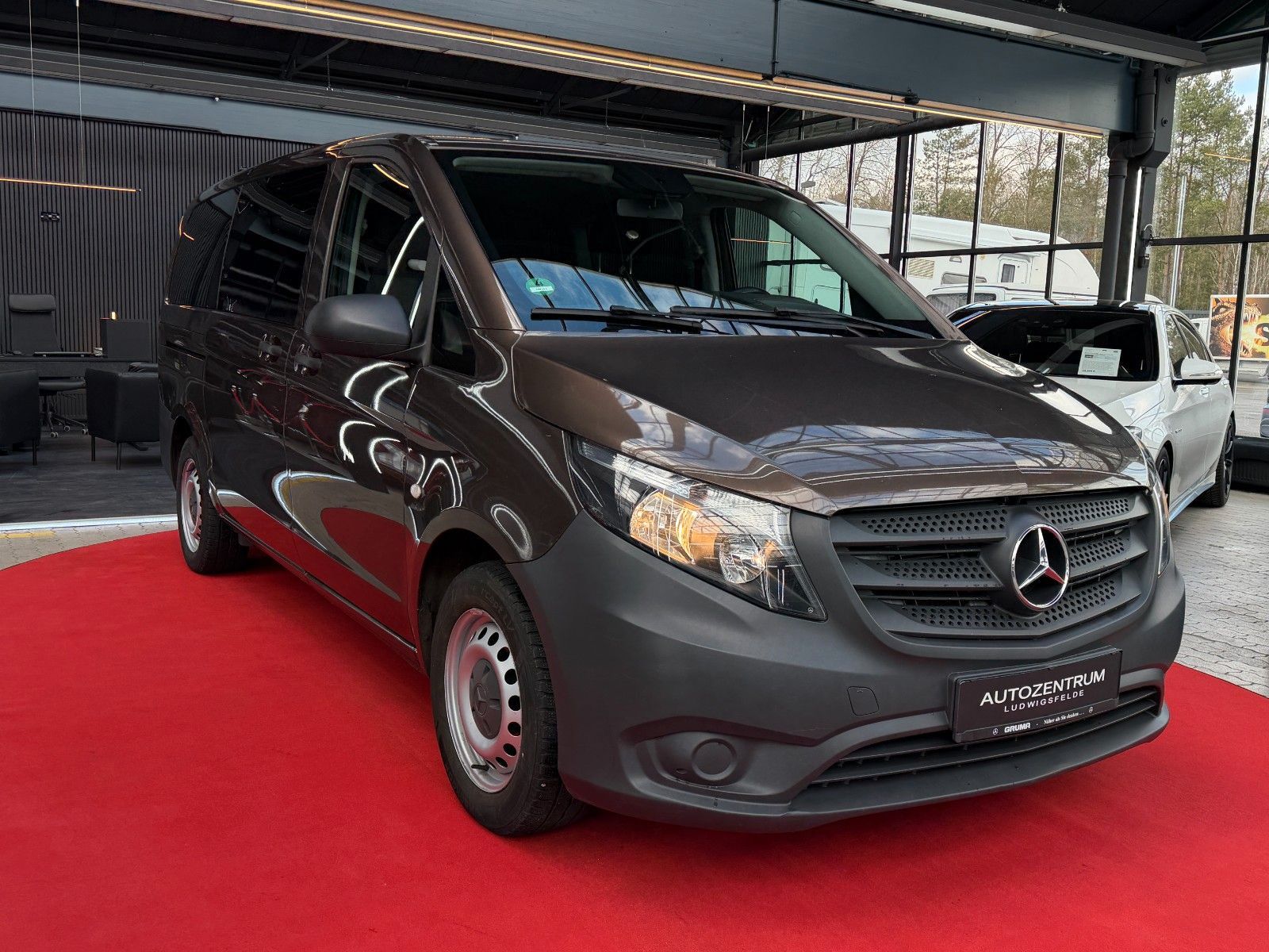 Mercedes-Benz Vito Tourer 116 CDI BT Pro Lang 9SITZE/BT/PDC foto 3