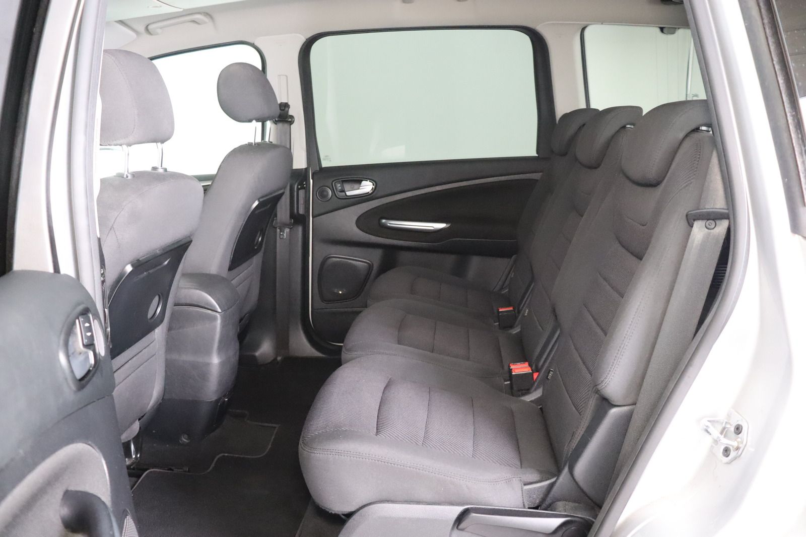 Fahrzeugabbildung Ford Galaxy 7-Sitze * Sitzhzg. * Klimaauotm.