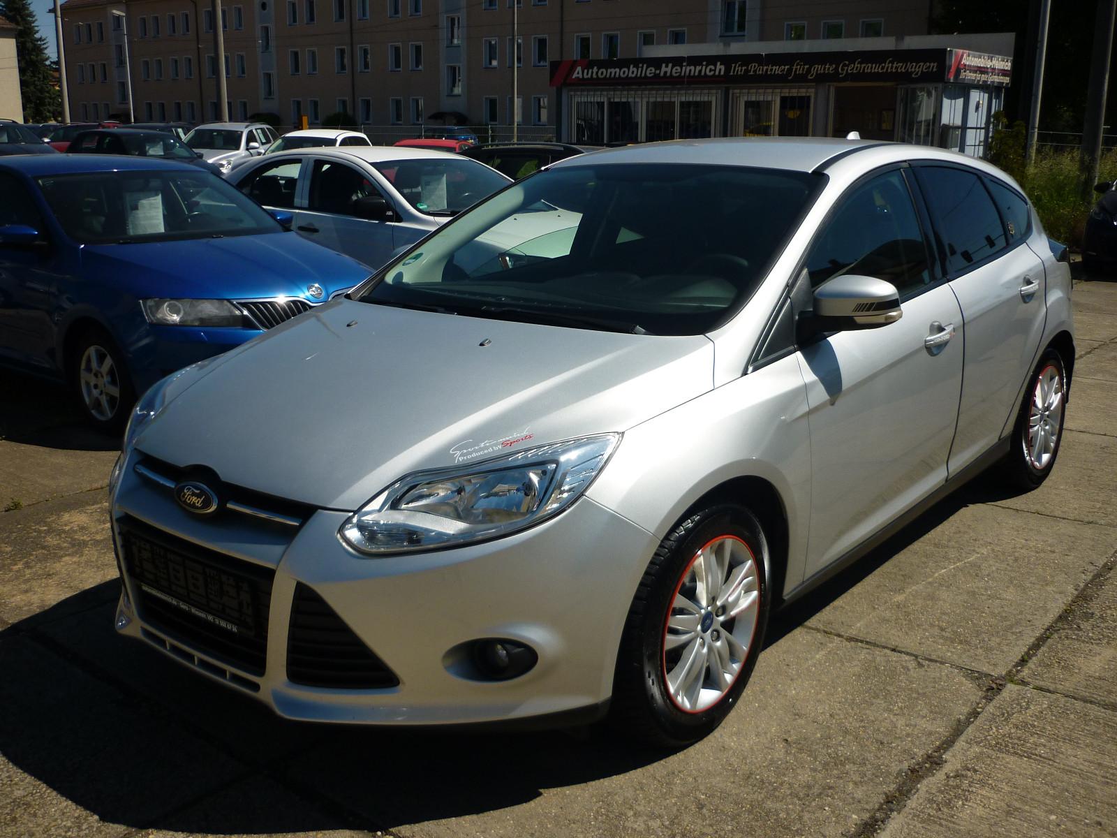 Ford Focus 1,6 Ti-VCT Trend PDC! Sitzheizung! NAVi!