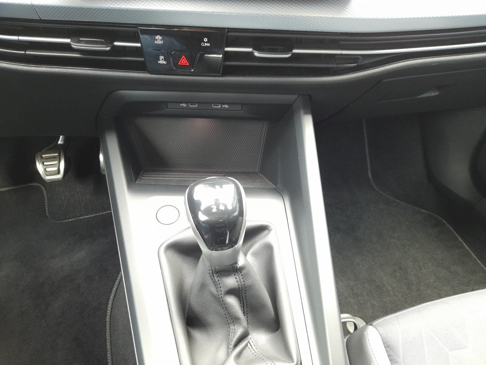 Volkswagen Golf - Bild 10