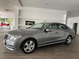 Mercedes-Benz E 250 CDI Lim. 4M DISTRONIC+LEDER+NAVI+SD+XENON - Mercedes-Benz E 250 mit Diesel-Antrieb: Limousine