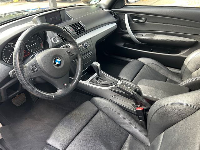 Fahrzeugabbildung BMW 123 D Cabrio Aut. M-Paket+Leder+Navi+BT+SHZ+