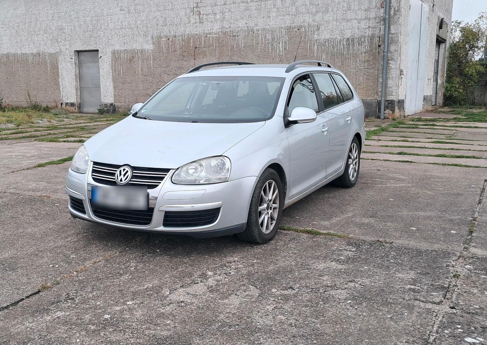 Volkswagen Golf 2008 — rear view