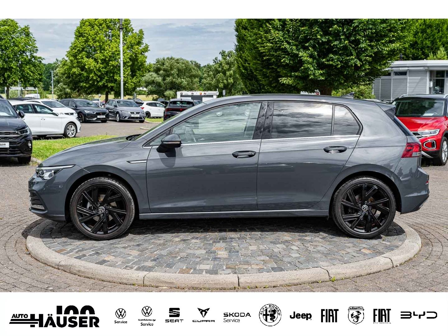 Volkswagen Golf VIII Style 1.5 eTSI DSG MEMORY NAVI KAMERA  imagem 3
