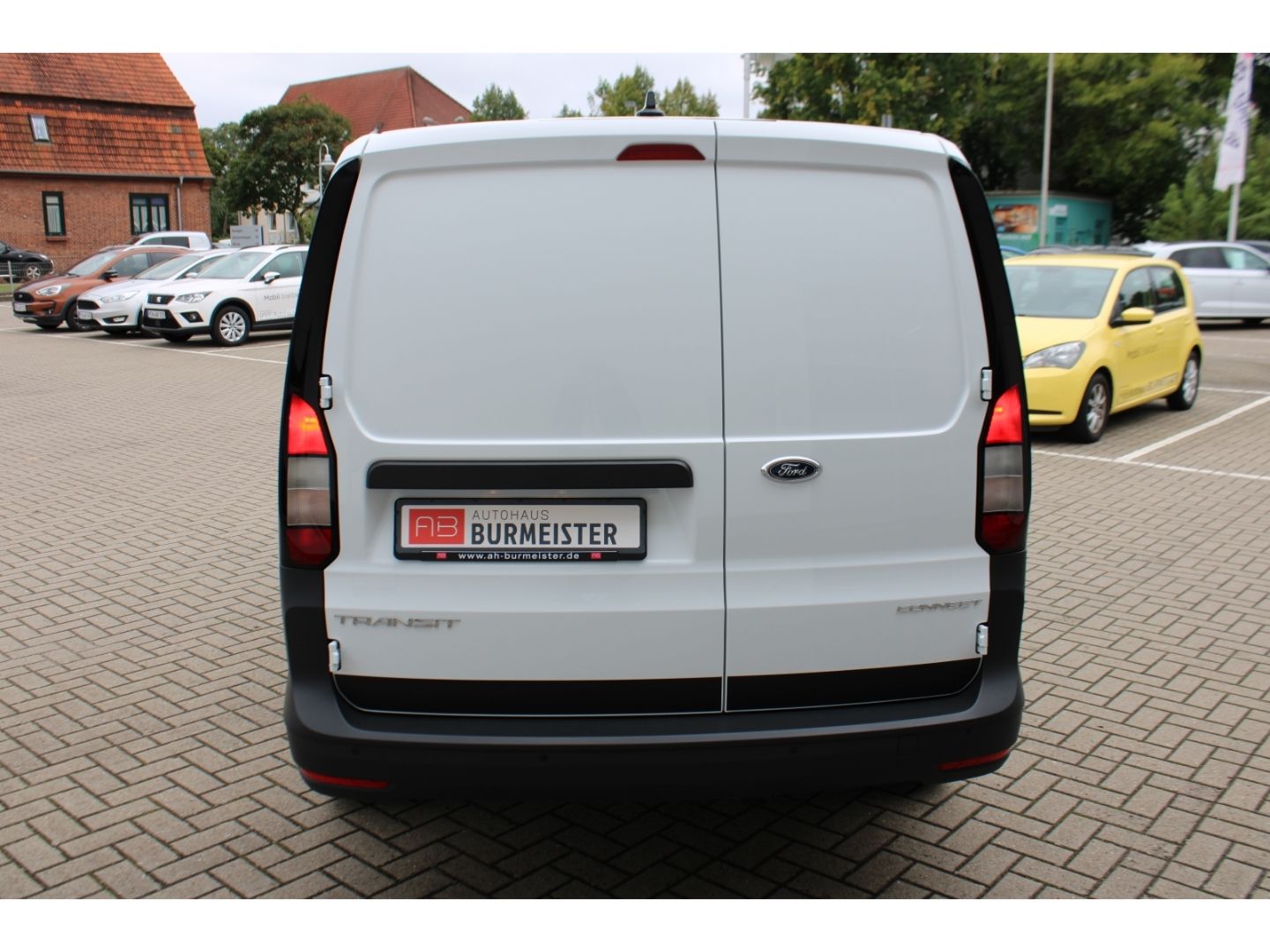 FORD Transit Connect L2 Kasten 2.0 EcoBlue Trend AHK - Image 4