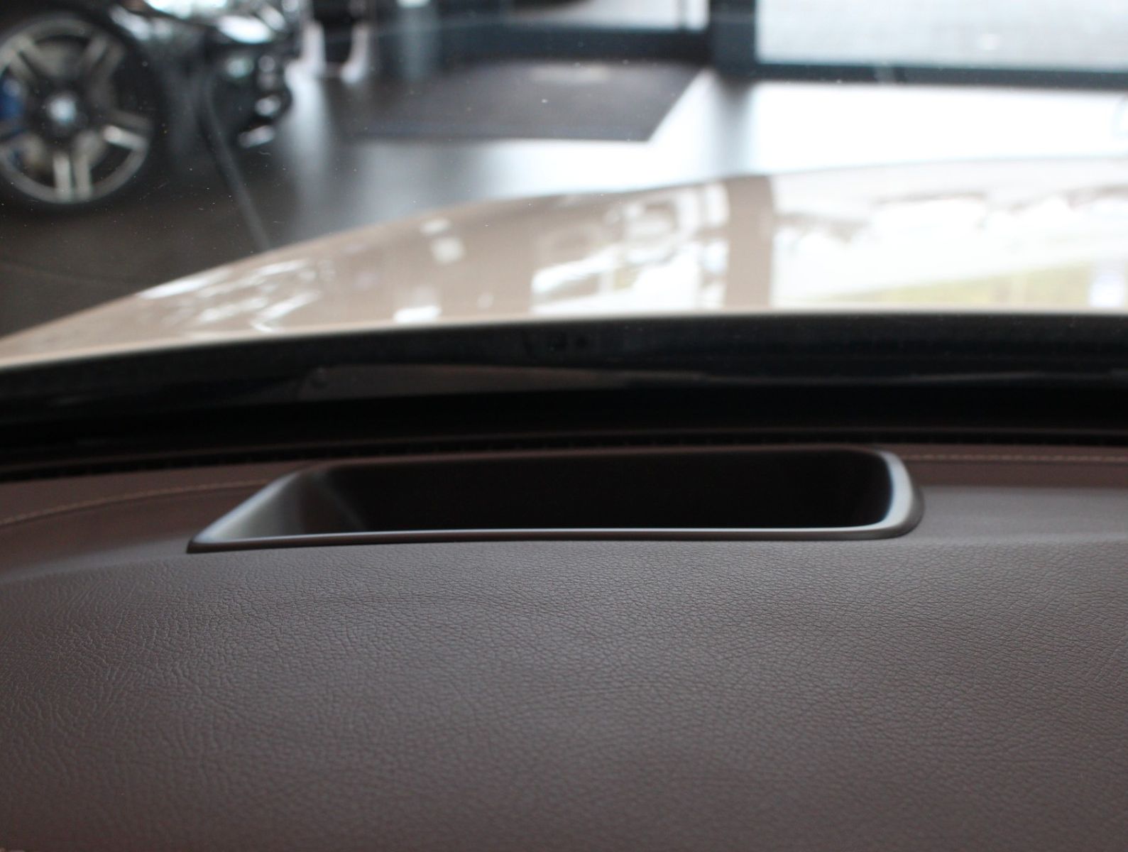 Fahrzeugabbildung Mercedes-Benz C 250 BlueTEC T EXCLUSIVE*AHK*HUD-UP