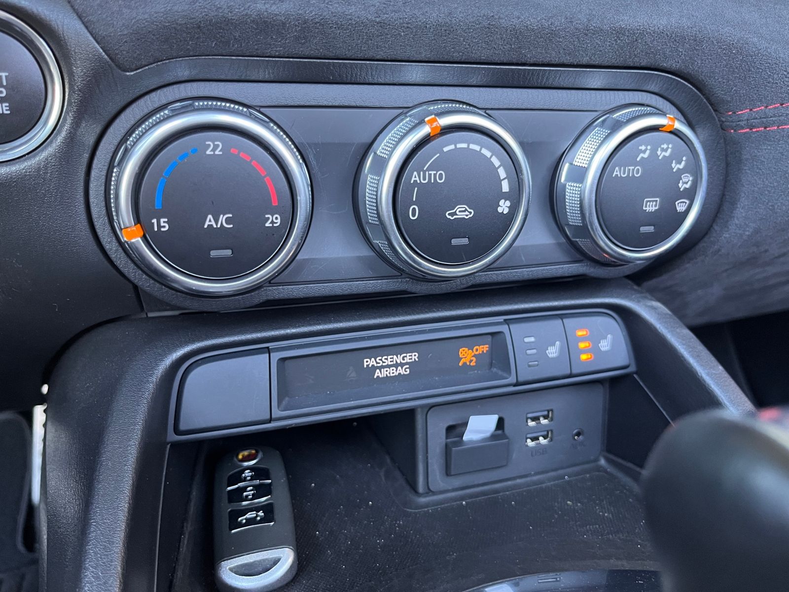 Fahrzeugabbildung Abarth 124 Spider Turismo LED BOSE NAVI