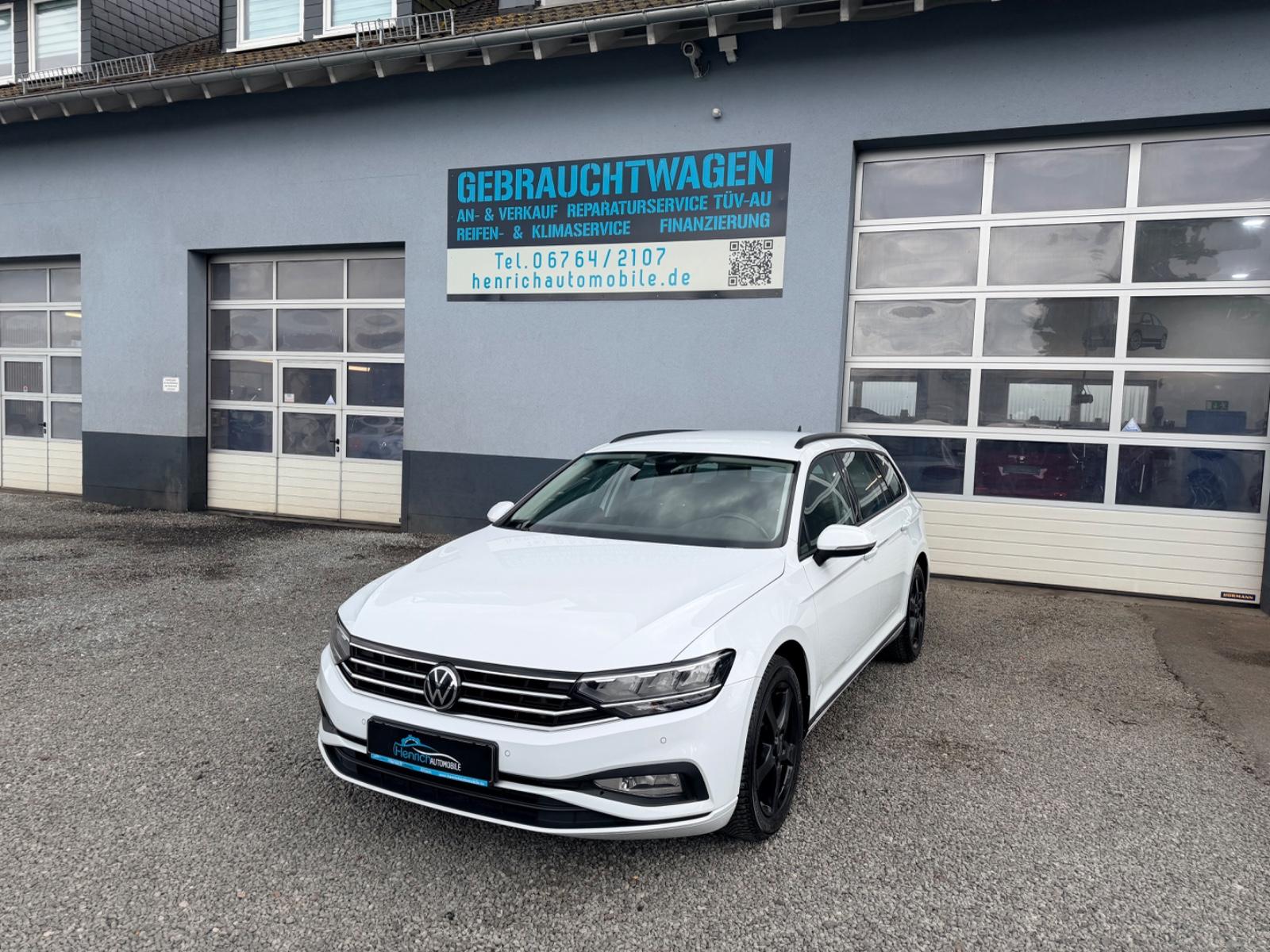 Volkswagen Passat Variant Navi Cam PDC LED SHZ 17"