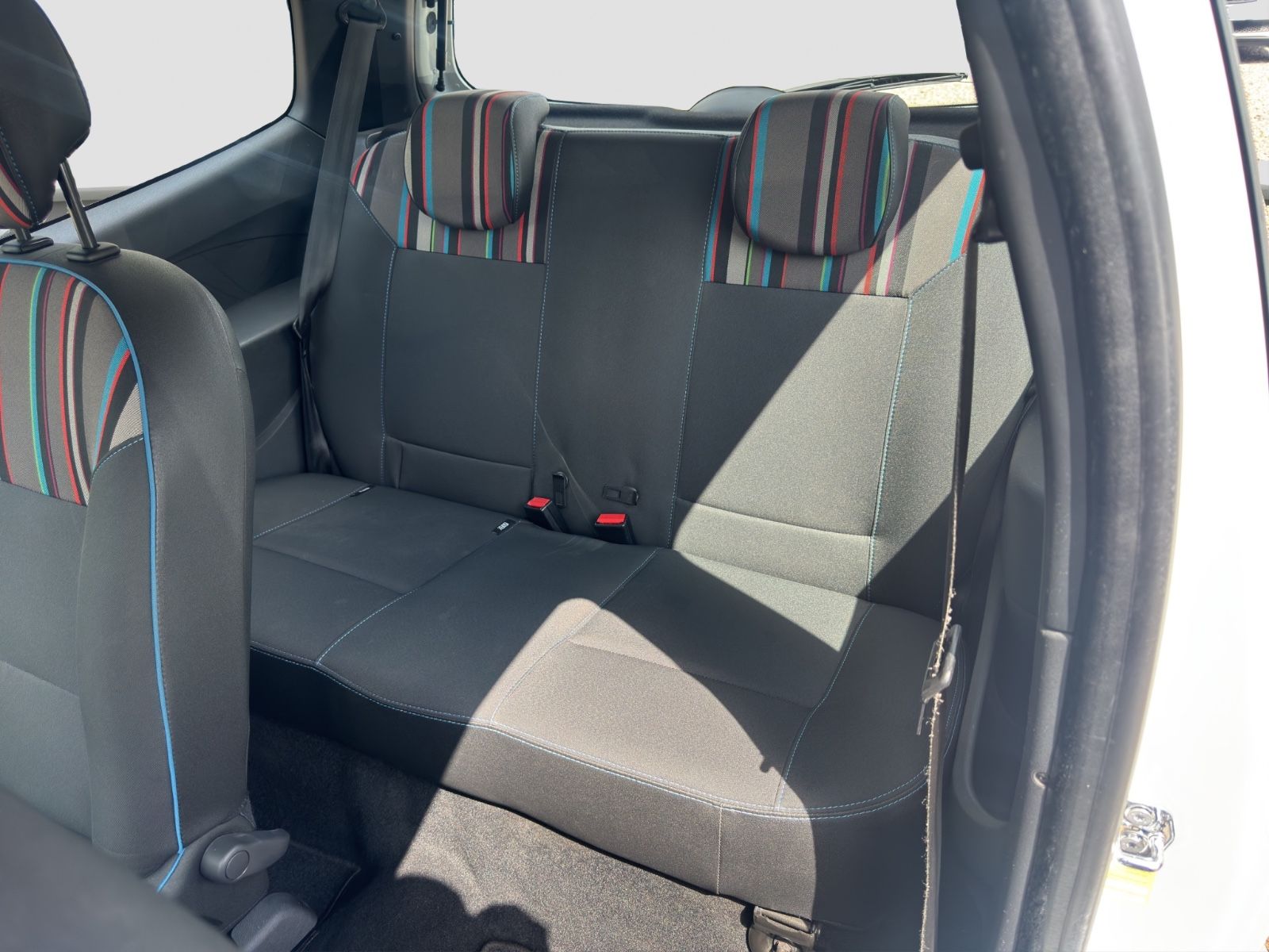 Fahrzeugabbildung Renault Twingo Expression /Klimaanlage/TÜV/HU/Radio/BT