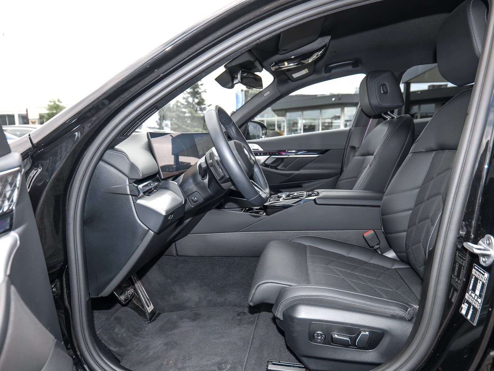 BMW 520d M SPORT PRO B&W AHK HuD DA PROF 360° foto 5